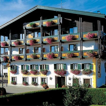 Tirolerhof Hotell Sankt Georgen im Attergau Exteriör bild